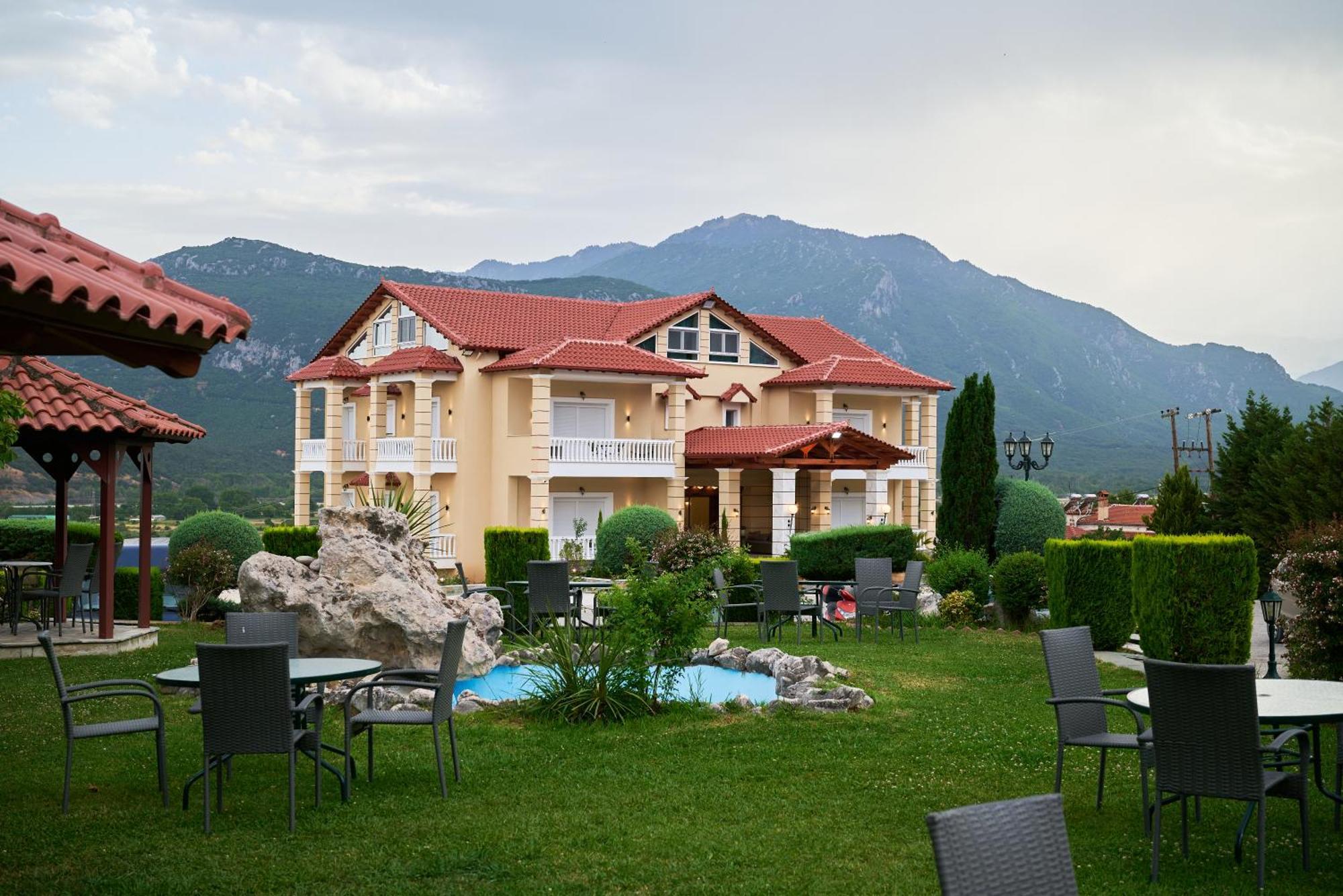 Famissi Sofita 7 Aparthotel Kalampáka Buitenkant foto